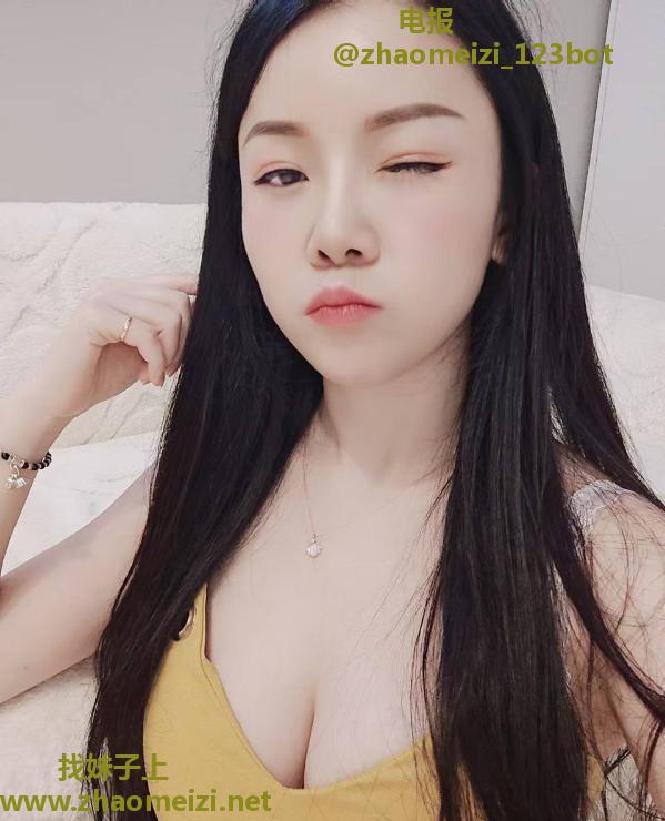 青岛巨乳骚妹
