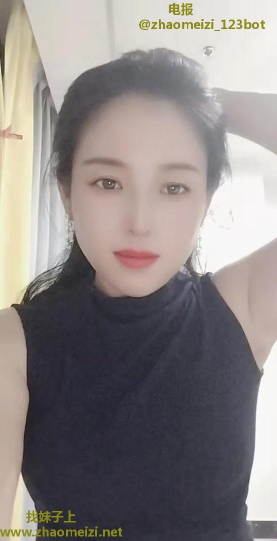 三星镇气质人妻