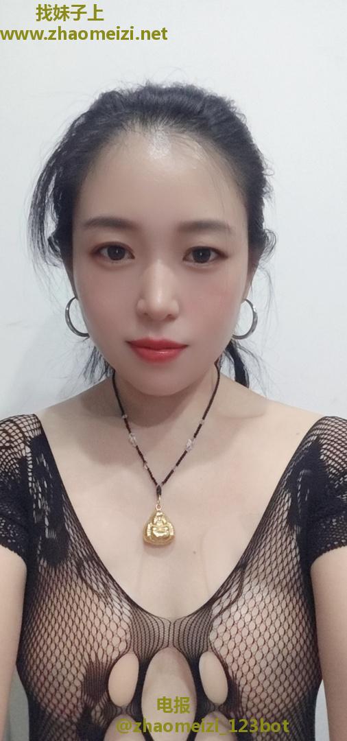 三星镇气质人妻