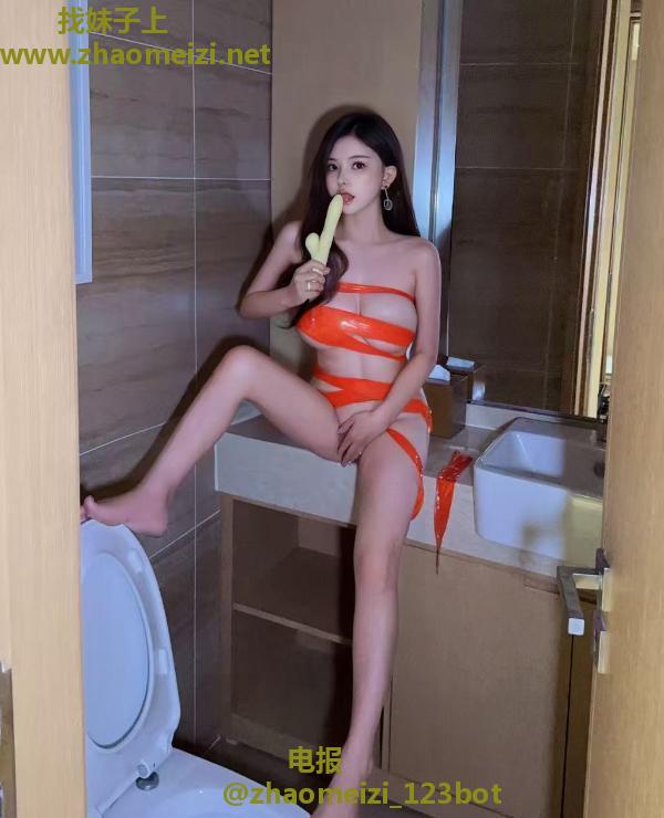 天然大熊混血肤白貌美