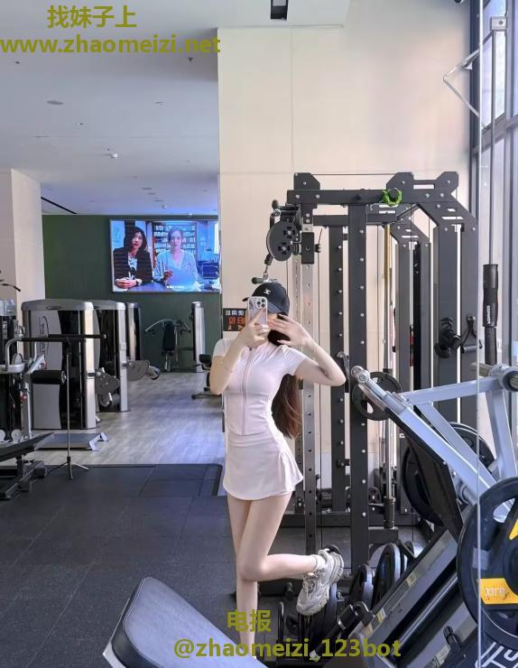 甜系颜值健身老师