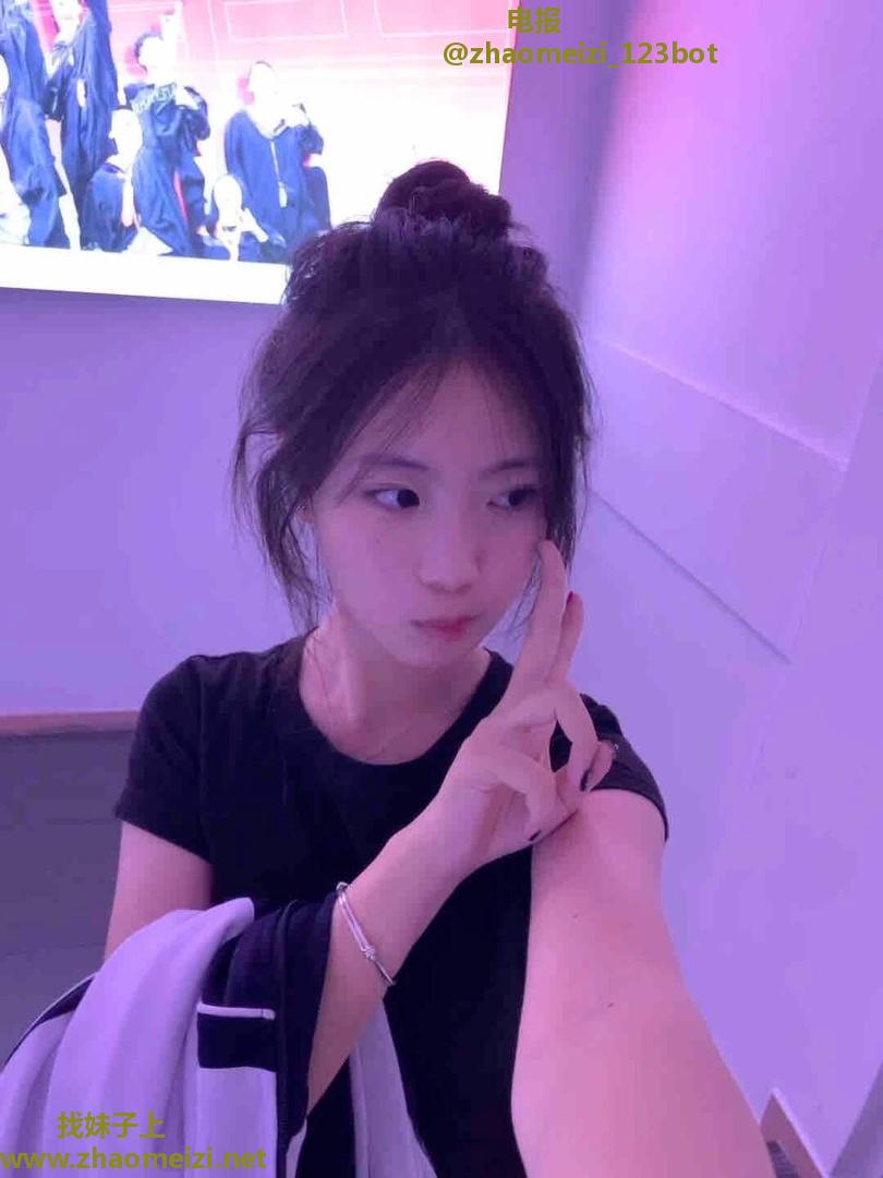 学生妹粉粉嫩嫩