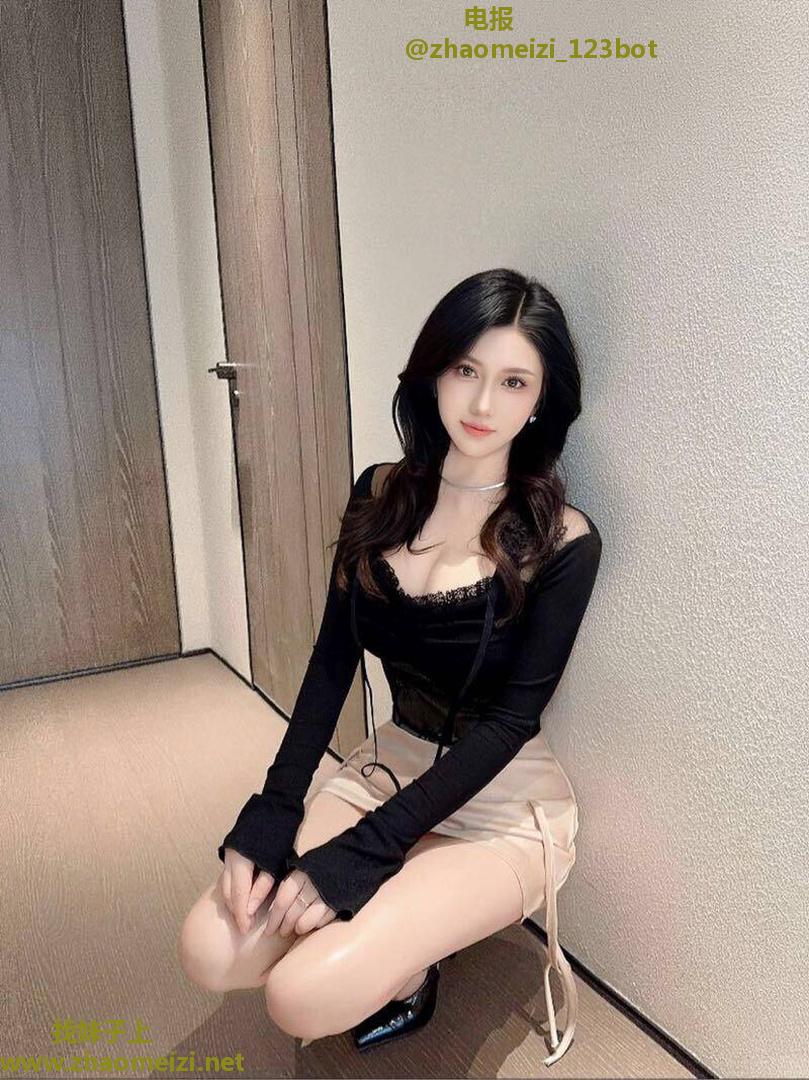 高颜值高气质高身材