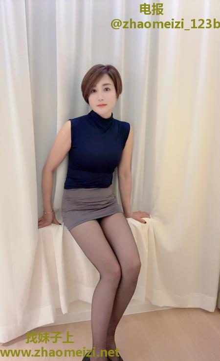 纯欲少妇情人冰冰