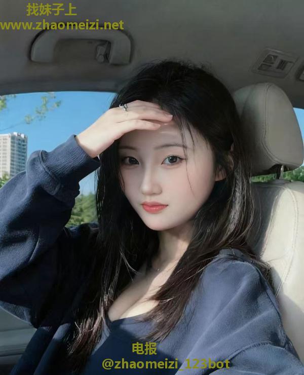 D胸三点粉嫩妹妹