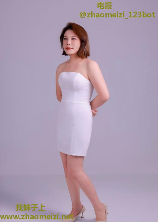 和平性感轻熟姐姐