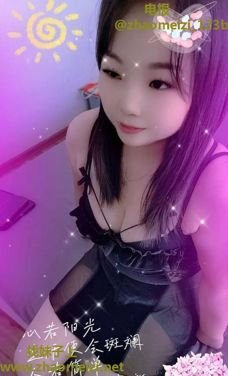 雨花泻火丰满少妇