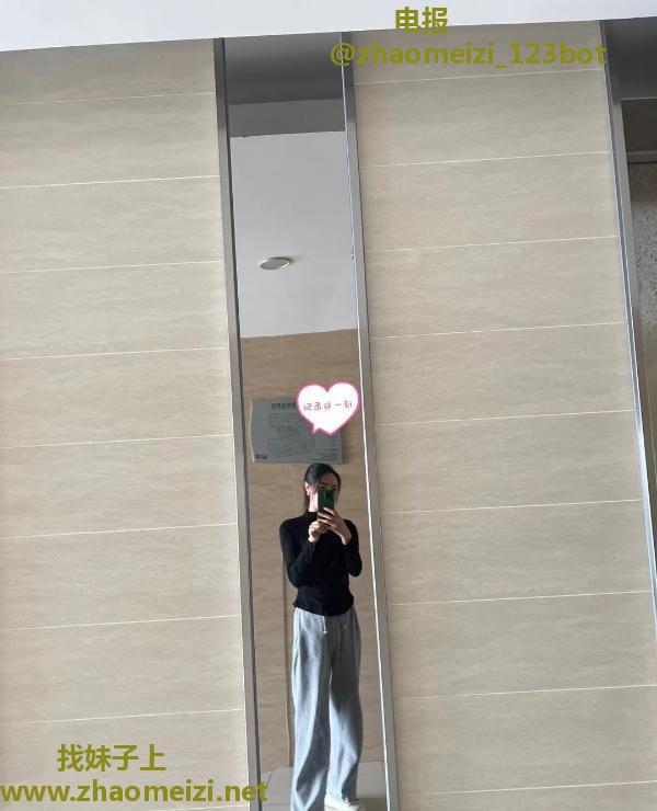 上梅林美腿琳达