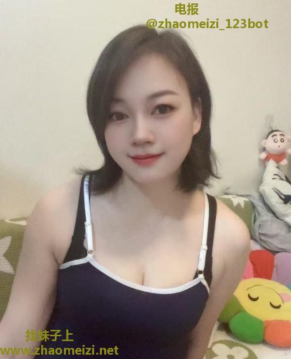 西站川渝大胸少妇