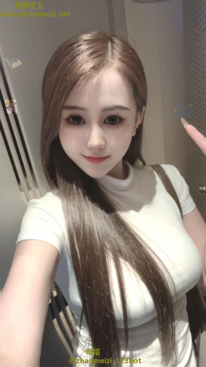 粉嫩闷骚性感小妖精