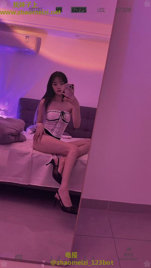 萧山上粉下紧萝莉秀