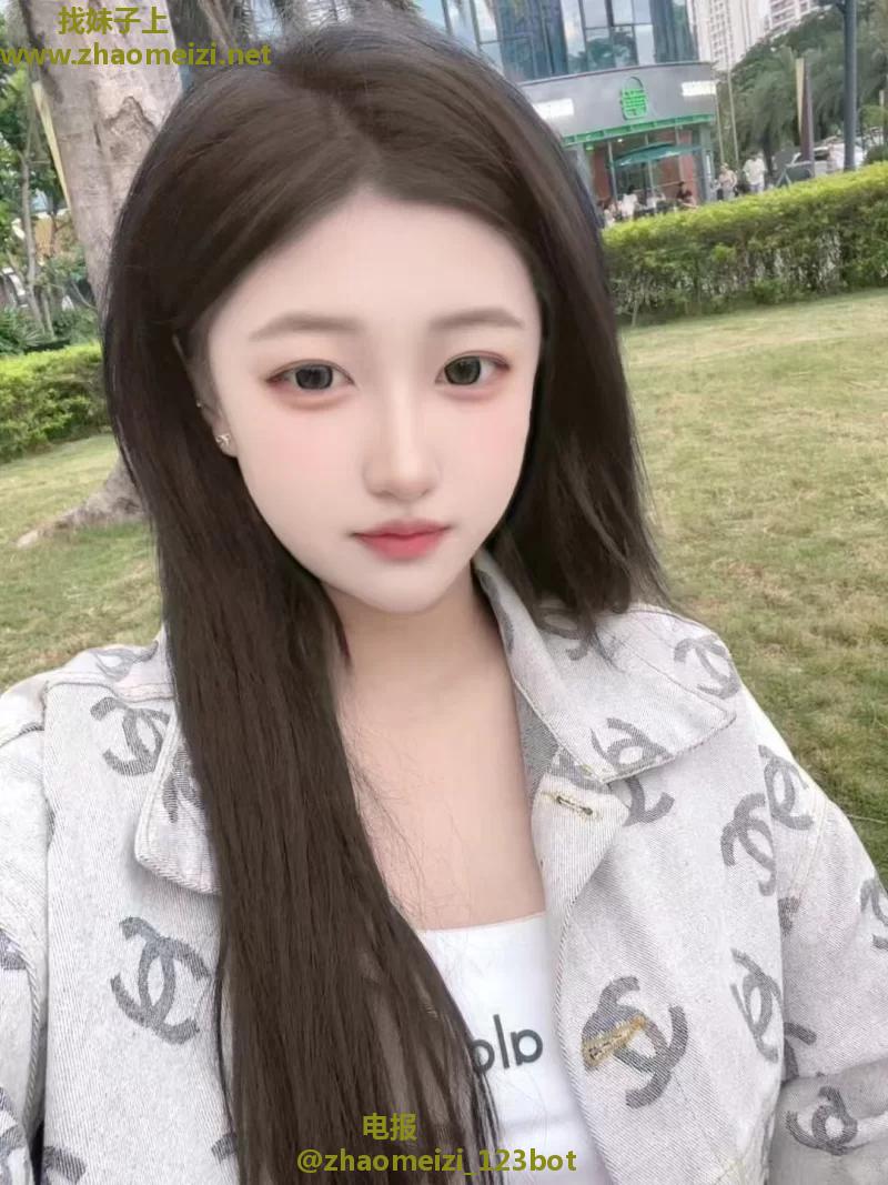 极品白皙可爱小妹