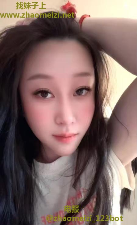 拉丝水床少妇琪琪