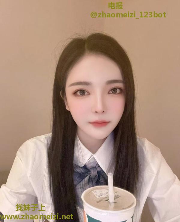 静安菲菲小美女