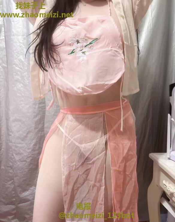 光谷美妇可三通