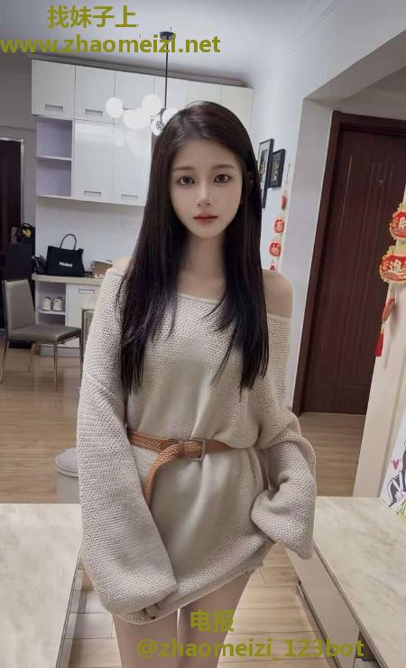 服务配合颜值嫩妹