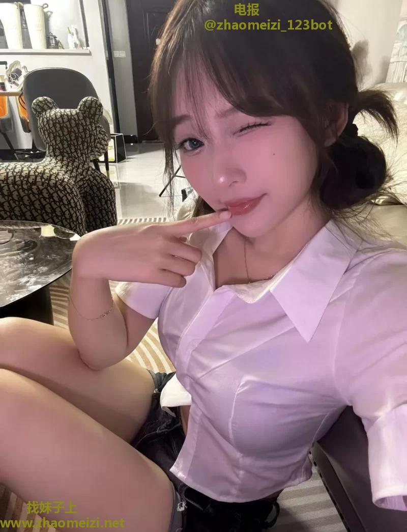 邻家小妹兼职可口暴