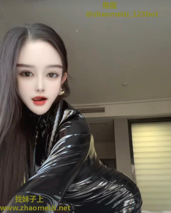 御姐女王范十足