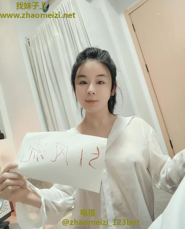 蜀山服务系小乔