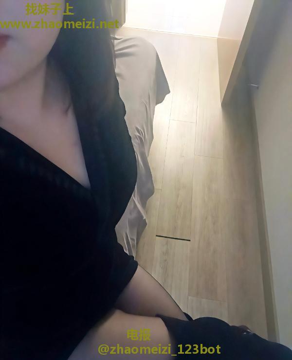 南京舌吻外语老师