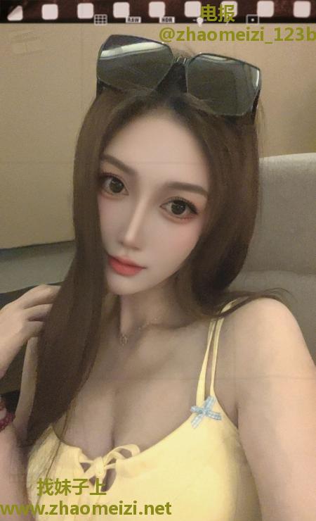 白云风骚四川嫩妹