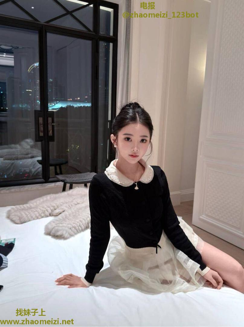 纯欲清纯冷白皮