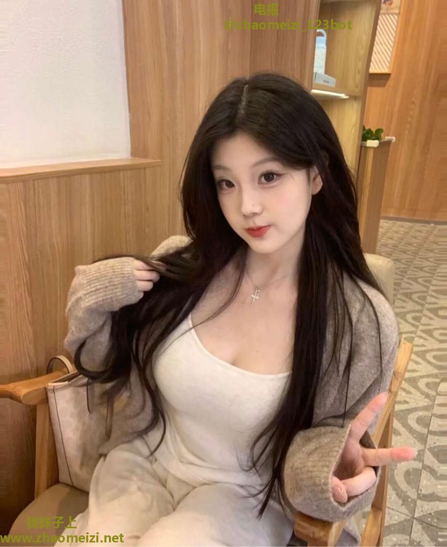 极品性感大胸美女