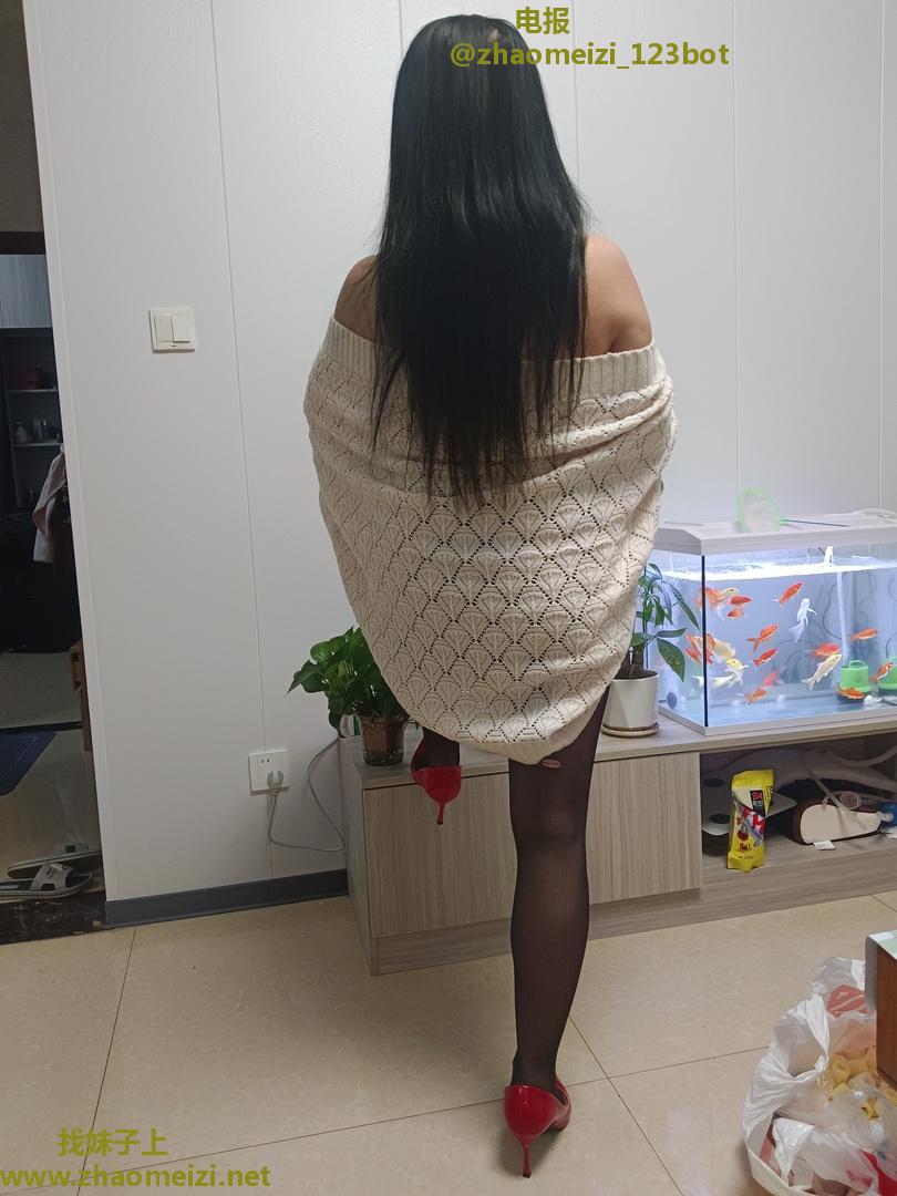 热辣丰满少妇