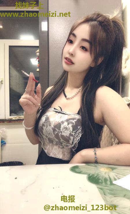 性格超好的美女小久