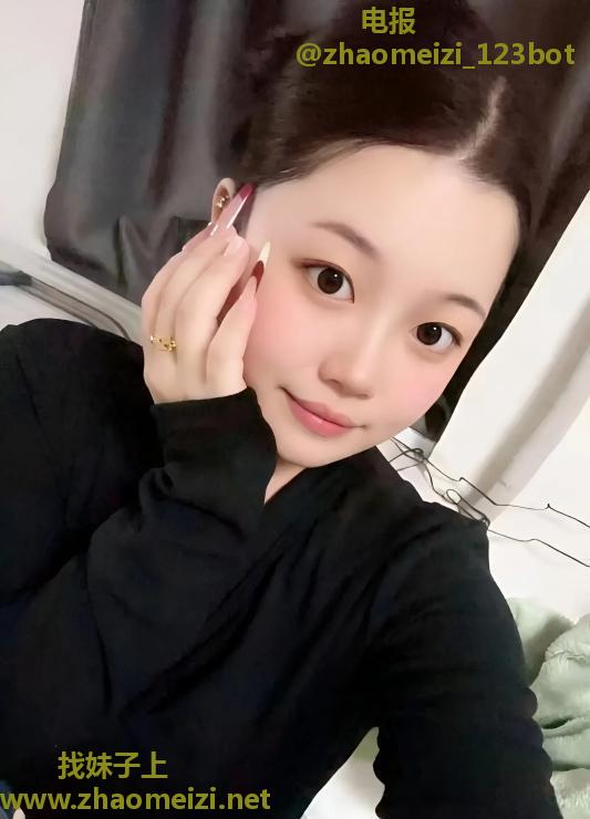 铁西娃娃脸小骚女