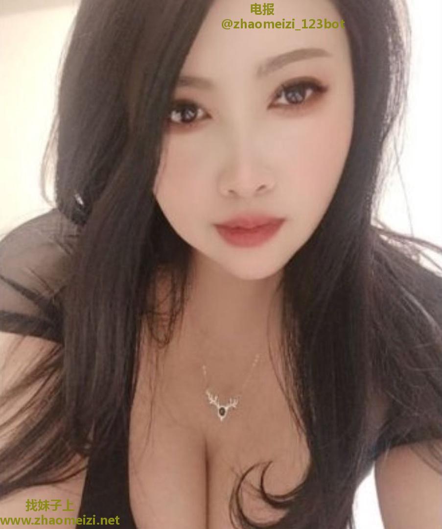 美女小娜扎