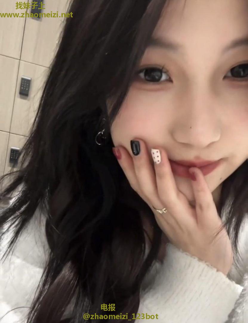 常熟清纯反差淫娃