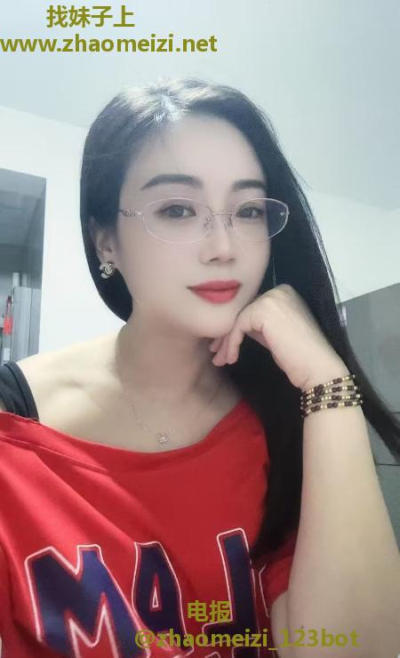 瑶海双飞表姐妹