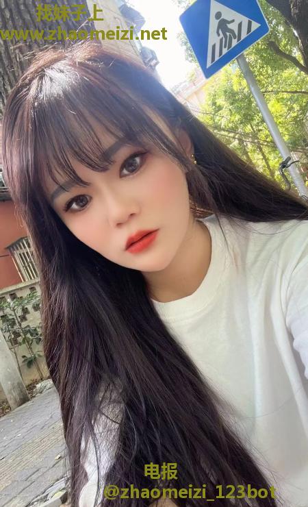 武侯年轻粉嫩小师妹