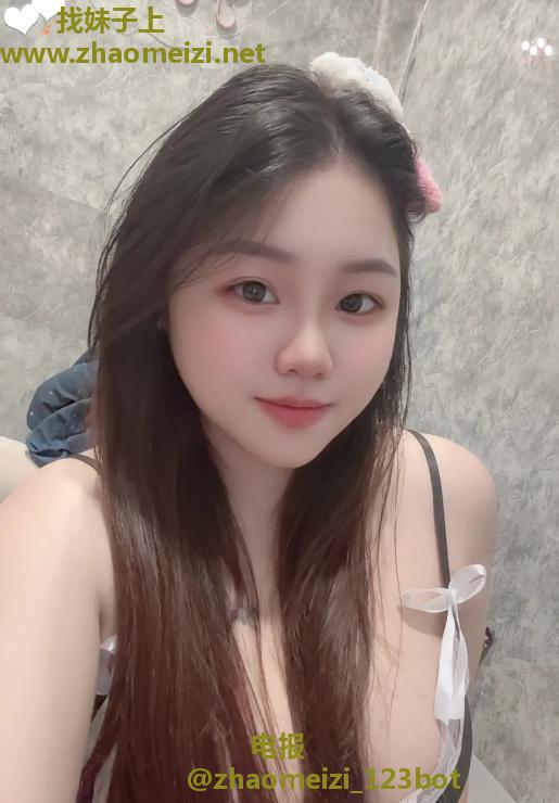 道里微胖巨乳精神小妹