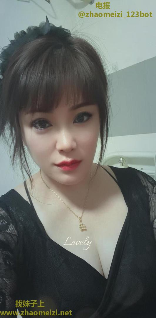 性感妩媚少妇小钰