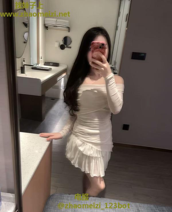 南山特性感菲菲