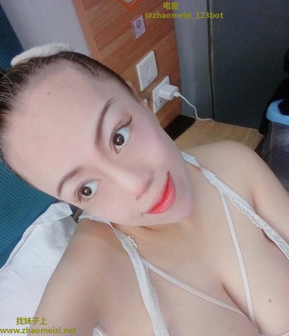 北京大奶妹妹可网课外出