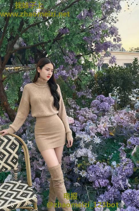 舌吻女神苗条可乐