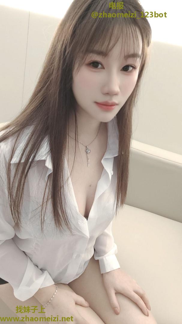 航城前凸后翘桃子老师