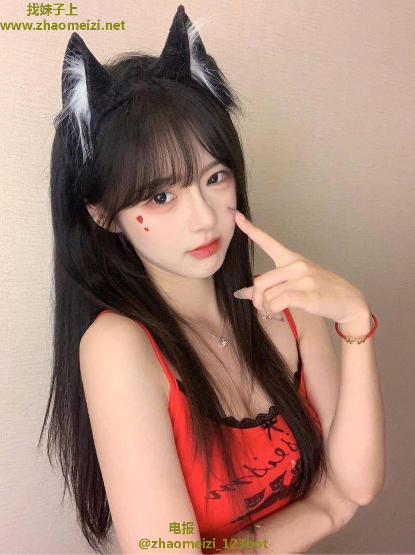 金水清纯反差妹妹