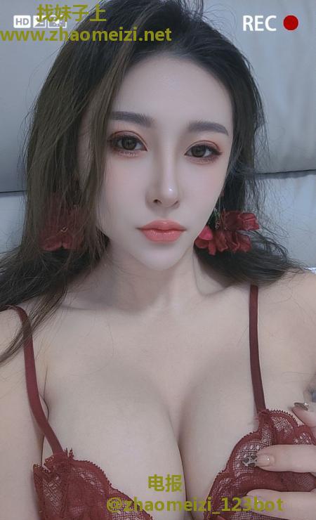 御姐范功夫美少妇