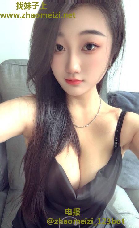 坂田舌吻小蛮腰雯雯