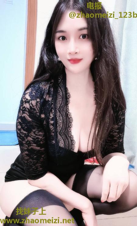 丰满大胸水多月儿