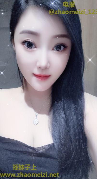 肤白大长腿依晨