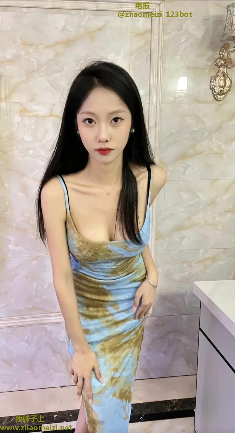 温柔性感小姐姐