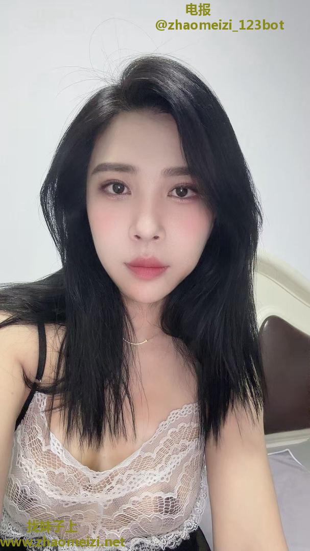 百子湾大臀骚姐