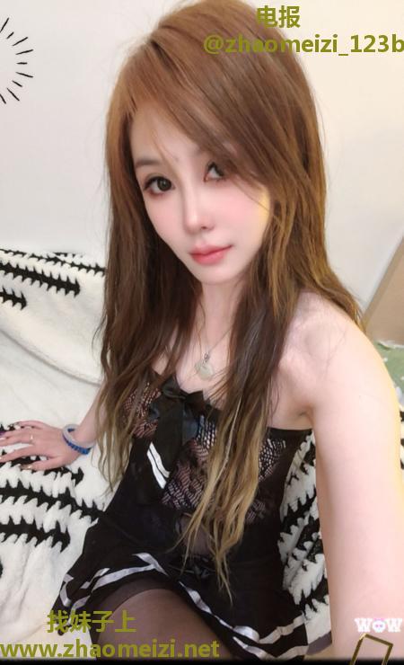 舌功了得的骚货沐晴