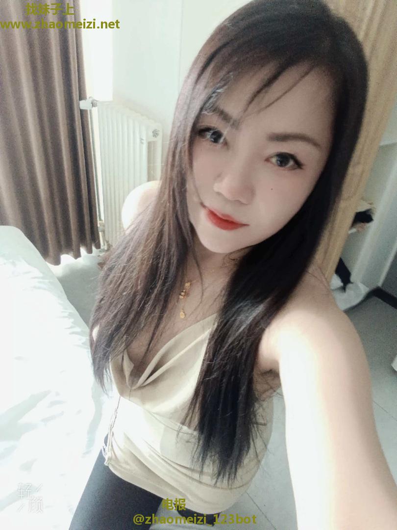 黄岛喷奶小少妇