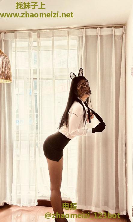 高挑大长腿颜值妹子